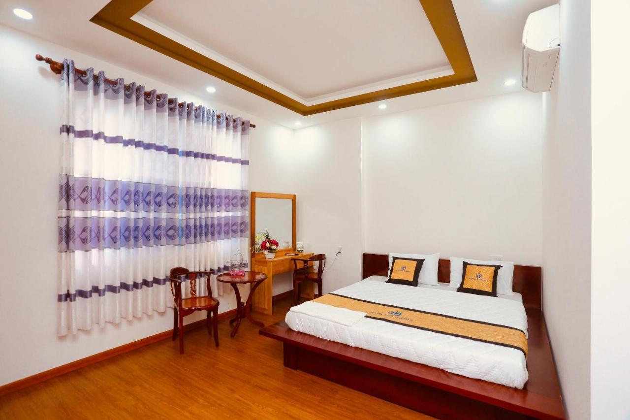 Hotel Đức Thành Chi Khu Co Ong Esterno foto