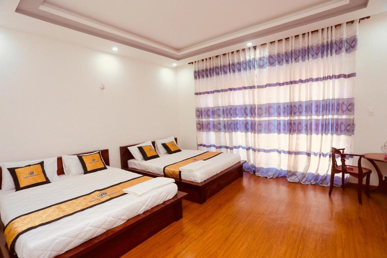 Hotel Đức Thành Chi Khu Co Ong Esterno foto